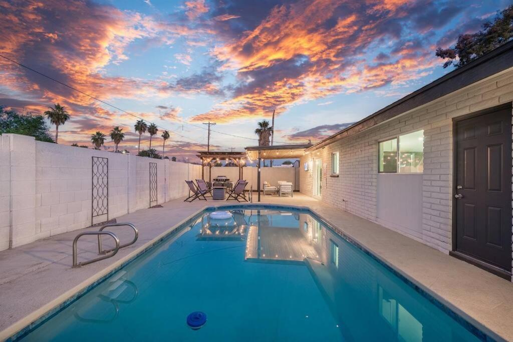 فيلا Cozy-Perfect Location-Private Pool-Heat Optional- Spring Training-Gcu فينيكس المظهر الخارجي الصورة